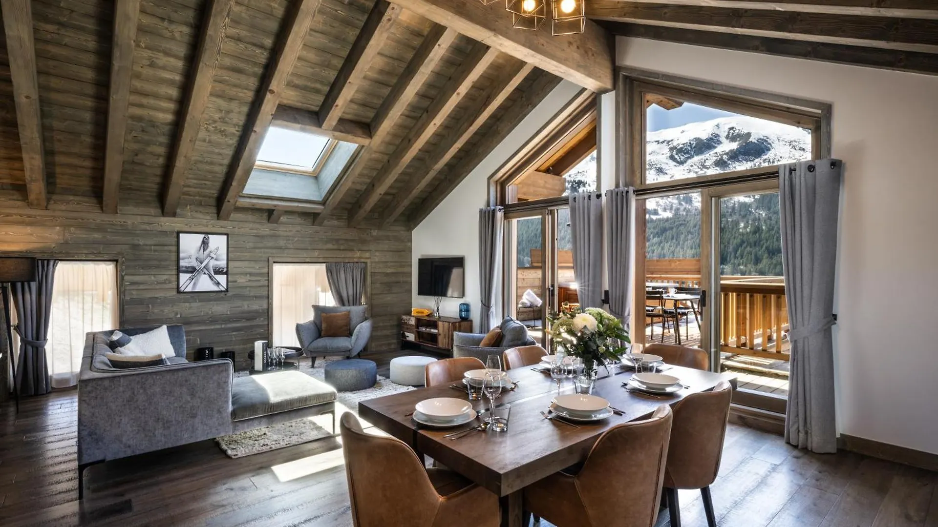 Falcon Lodge By Alpine Resorts Méribel 0*,  France