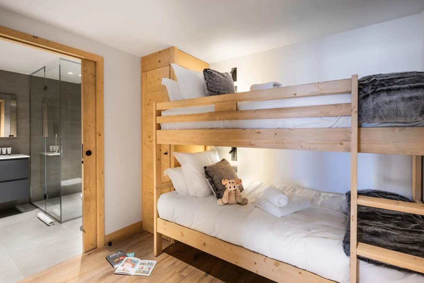 Falcon Lodge By Alpine Resorts Méribel 0*,